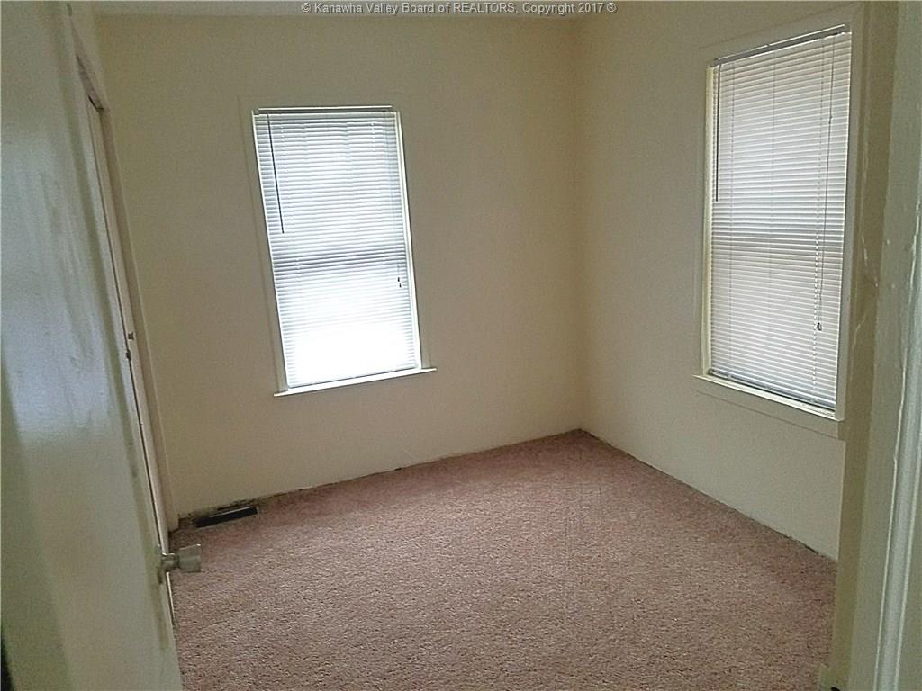 1809 7th Avenue, Charleston, WV 25387