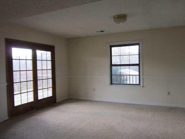938 Needy RdMartinsburg, WV, 25405Berkeley County
