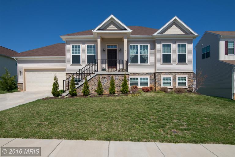 64 Fenwick Dr