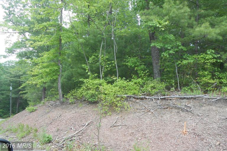 18 CUBBY HOLE LANE, Berkeley Springs, WV 25411