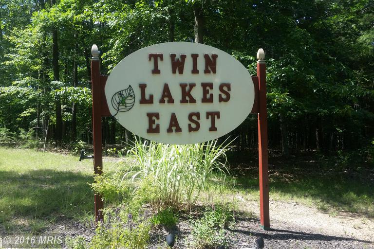 20 BEAR PAW TRAIL, Berkeley Springs, WV 25411