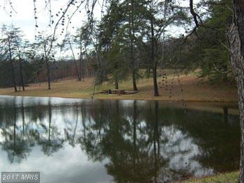 PONDS CT., Berkeley Springs, WV 25411