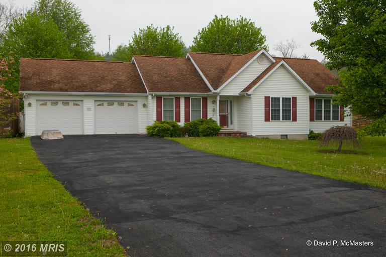 93 Dogwood Lane