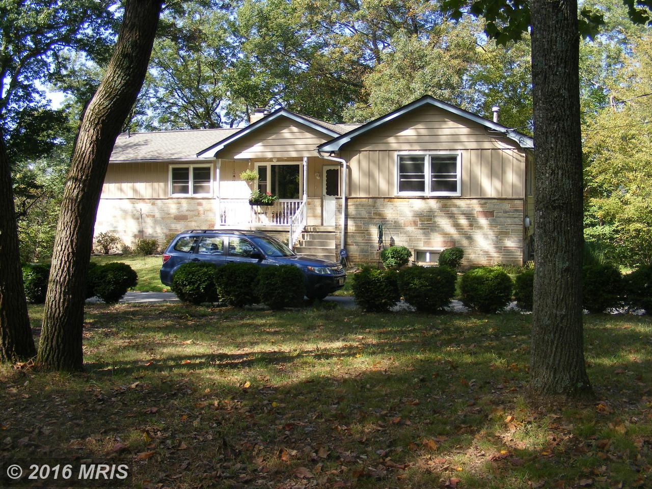 64 Standish Ct