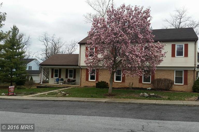 64 Standish Ct