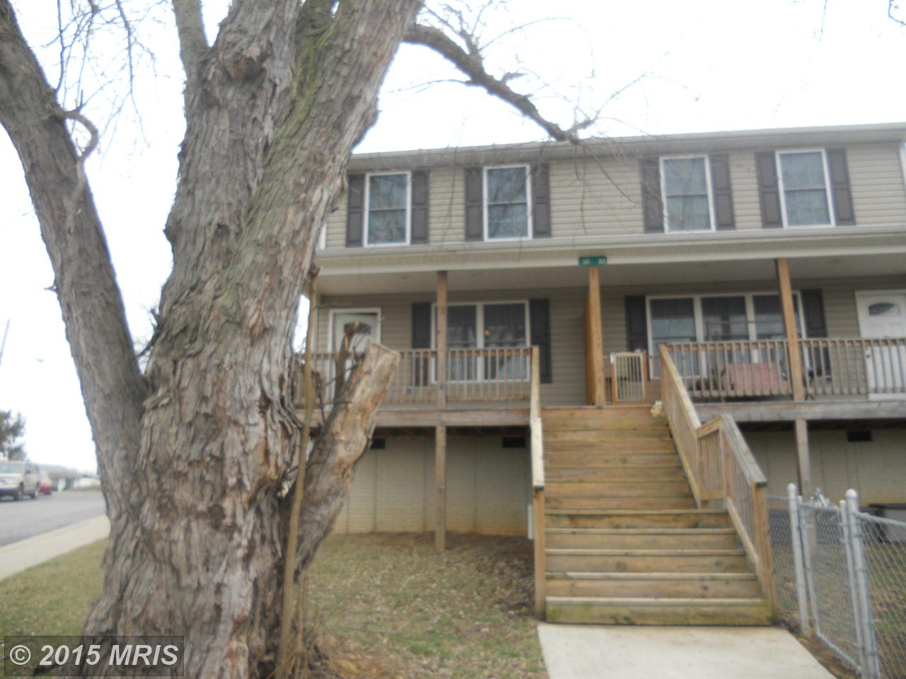 64 Standish Ct