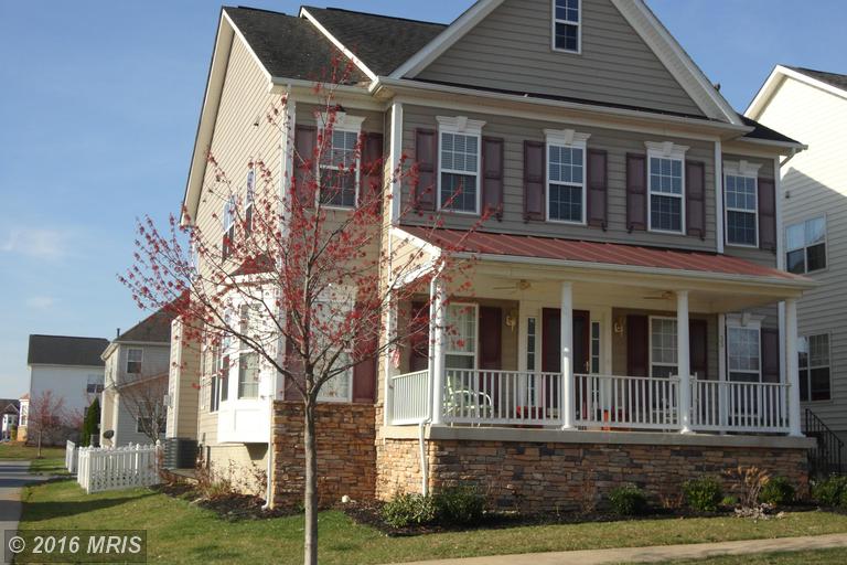 33 Holly Springs Dr