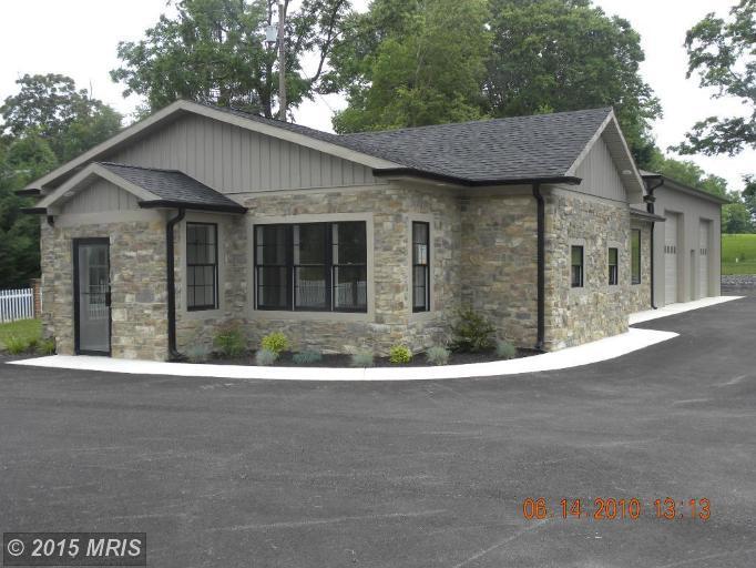 9 Jeanna Ln