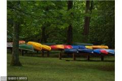 HONEY LOCUST LANE, Great Cacapon, WV 25422