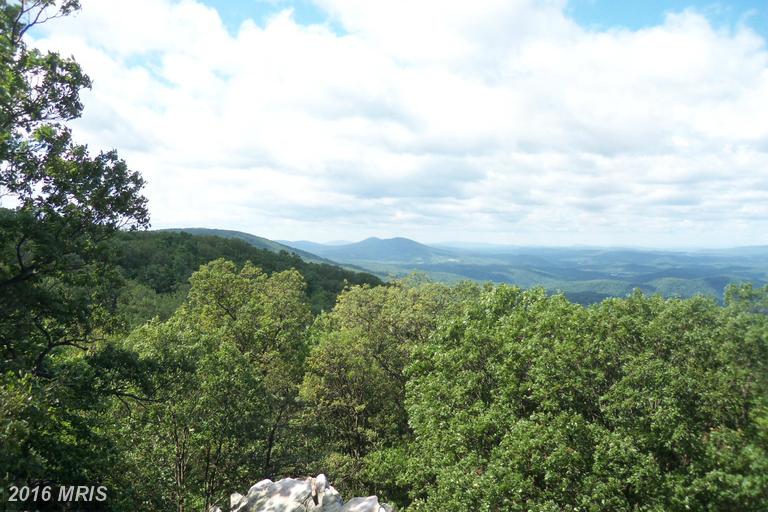 15 GAMBLE LANE, Great Cacapon, WV 25422