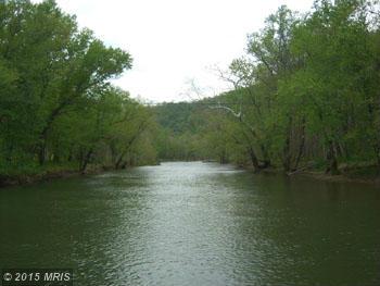 SENICA RIDGE ROAD, Great Cacapon, WV 25422