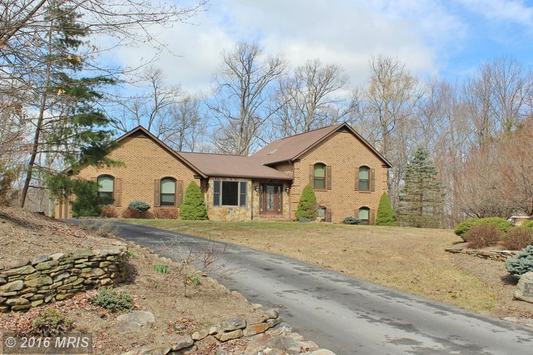 65 Spooner Ct