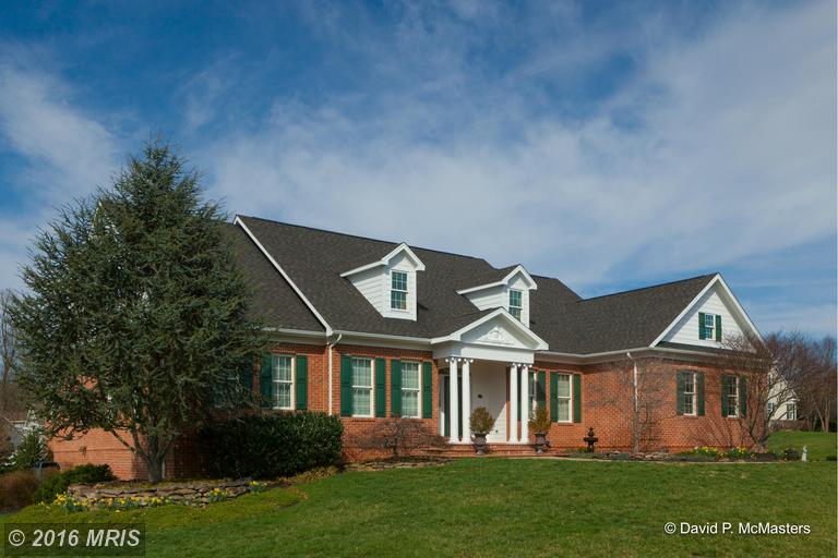 1332 Eagle S Nest Ln