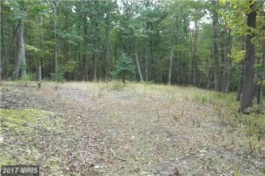 36 WHISPERING PINES ROAD, Slanesville, WV 25444