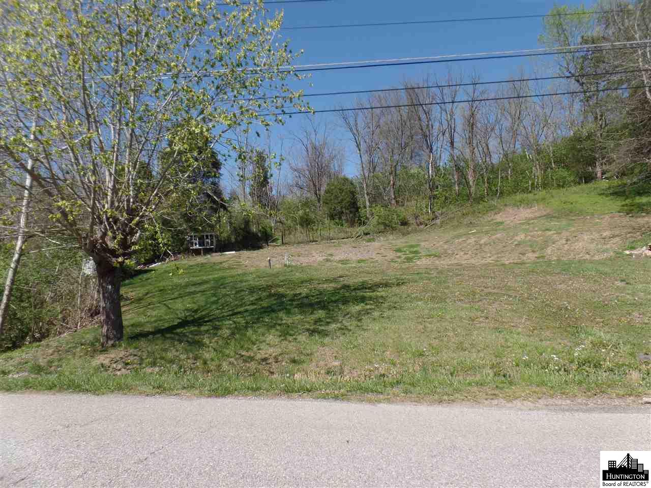 6764 Mud River Road, Barboursville, WV 25504
