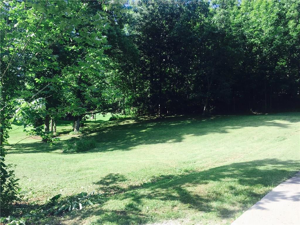 23 Teays Valley Estates, Hurricane, WV 25526