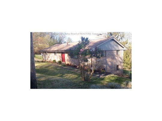 42 Quenwood Lane
