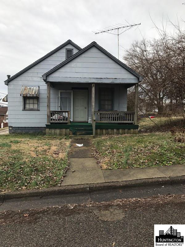 618 9th Street, Kenova, WV 25530