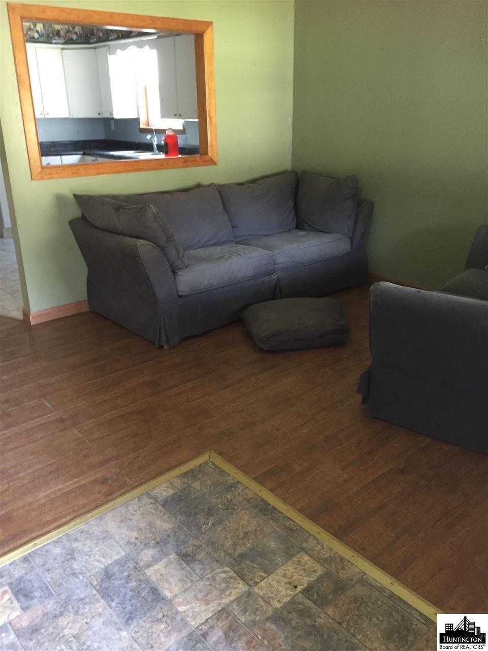 2393 Hutchinson Branch Rd, Kenova, WV 25530