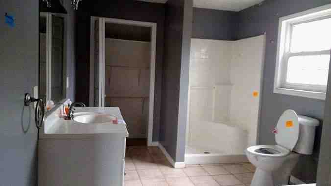 4 Hillview CirMilton, WV, 25541Cabell County