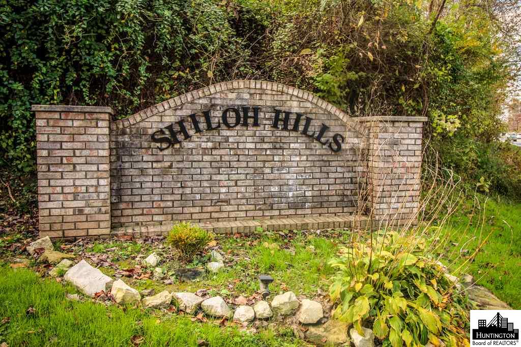 1007 Shiloh Rd, Milton, WV 25541