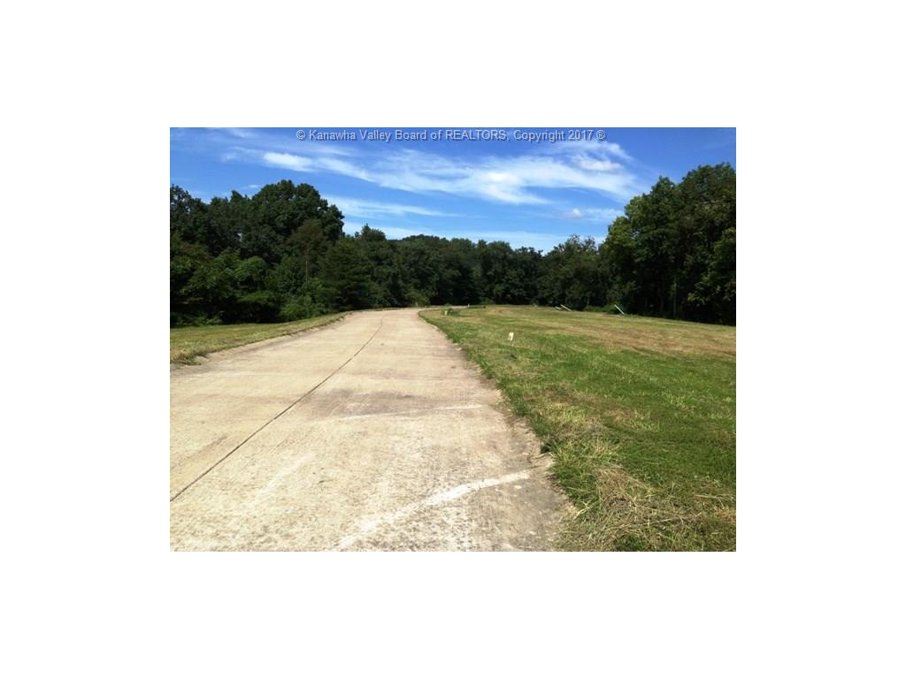 95 ROCK CAMP RIDGE, Milton, WV 25541