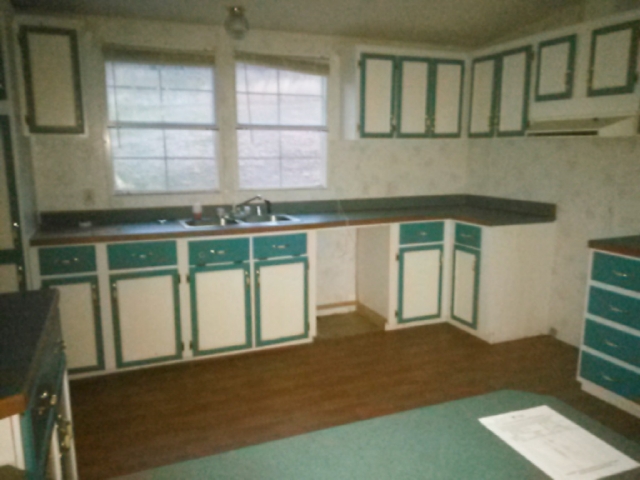 3353 Rayburn RdPoint Pleasant, WV, 25550Mason County