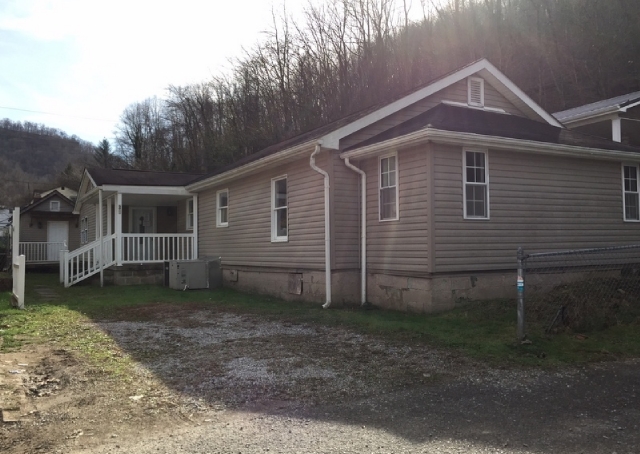 39 Capricorn StreetLogan, WV, 25601Logan County