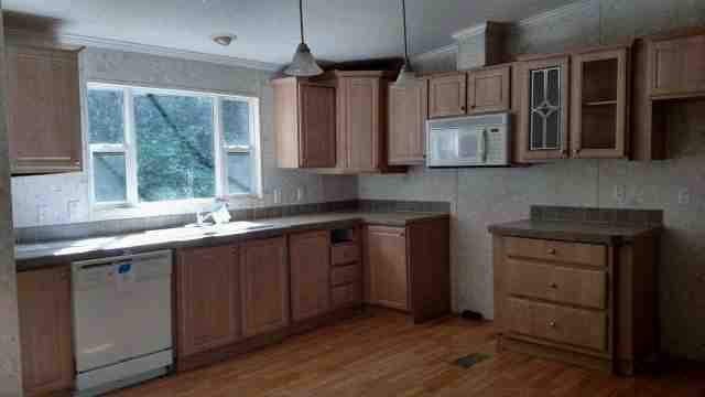 4 Woody EstatesAccoville, WV, 25606Logan County