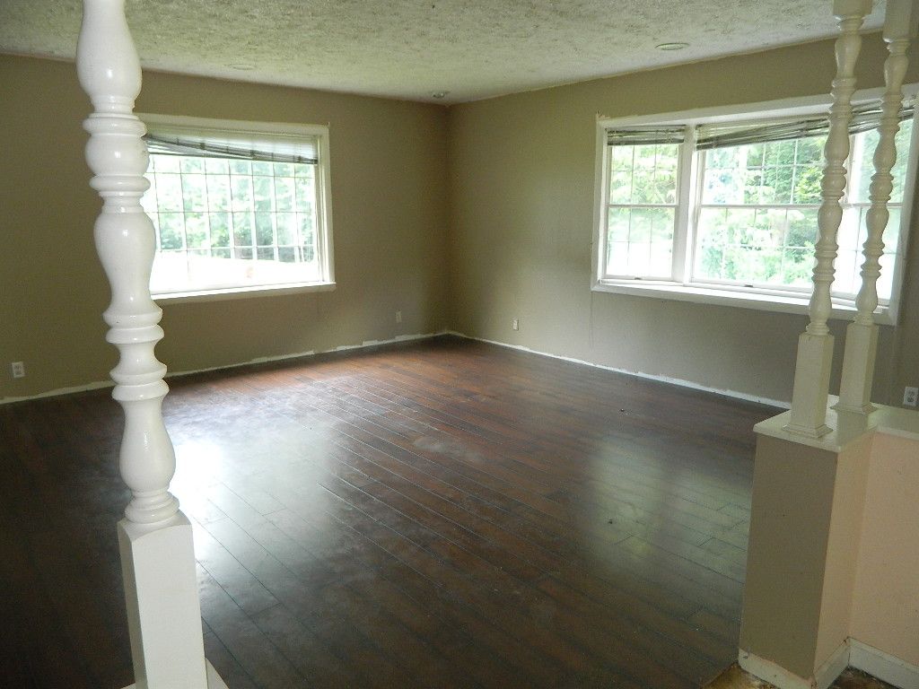 1412 Autumn LaneDavin, WV, 25617Logan County