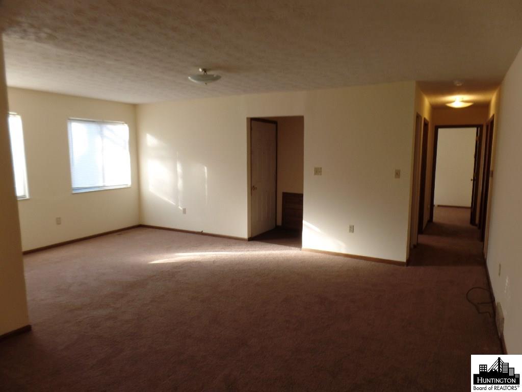 1734 Crestmont Drive, Huntington, WV 25701