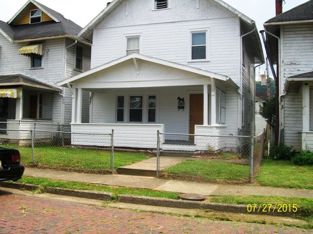 2729 HIGHLAWN AVENUE, Huntington, WV 25702