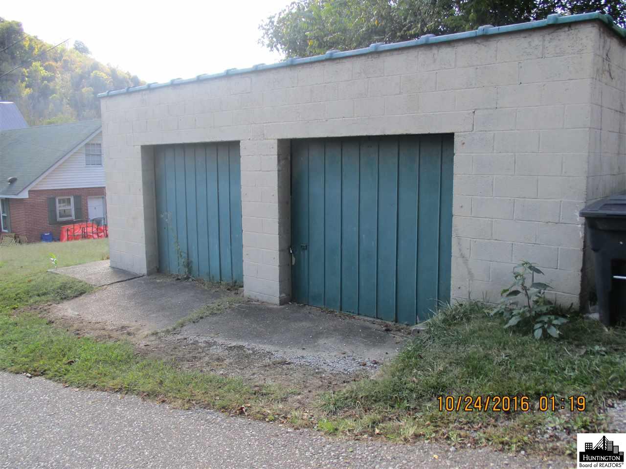 1639 Kessler, Huntington, WV 25704