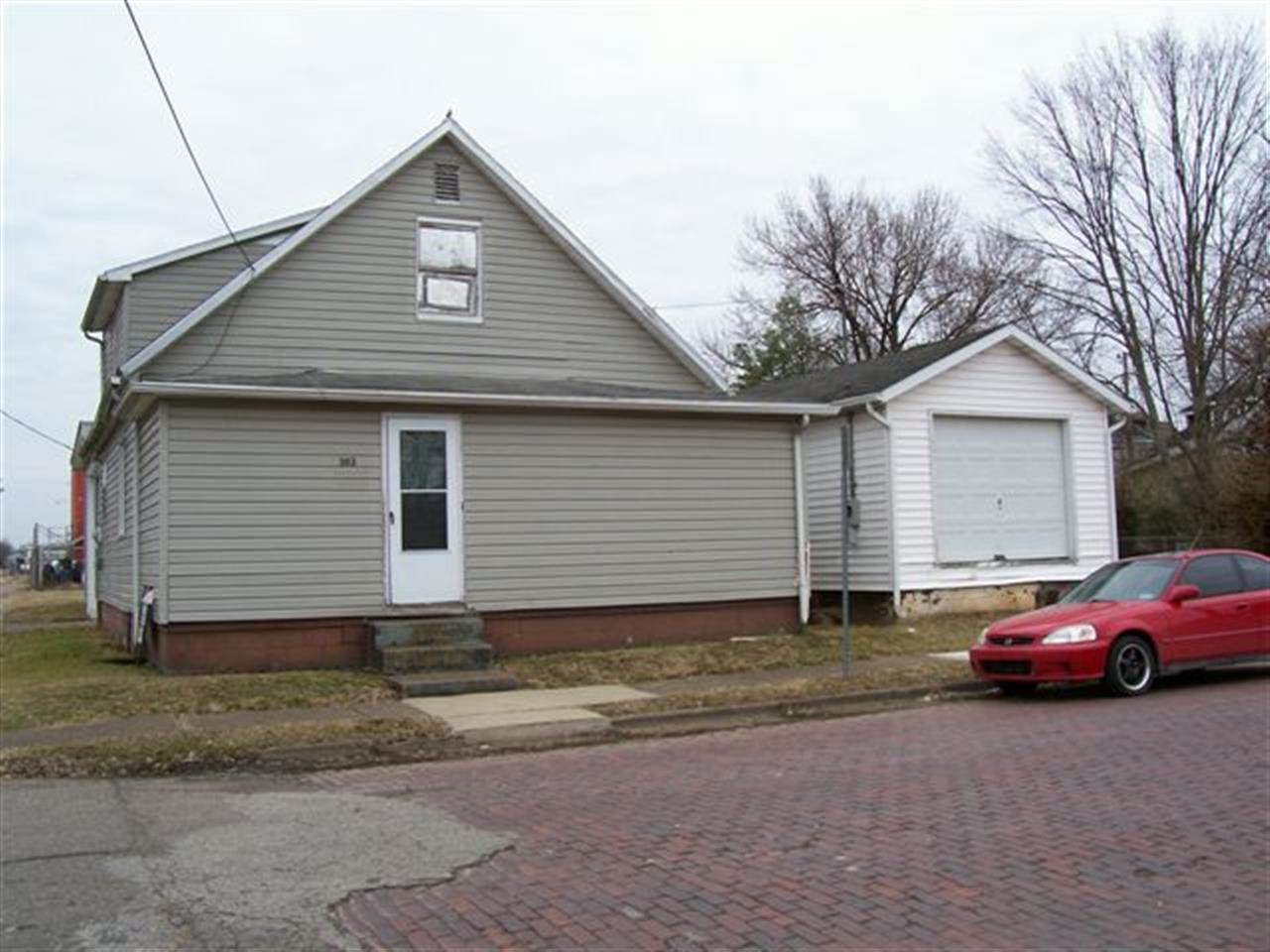 302/304 W 8th Street, Huntington, WV 25704