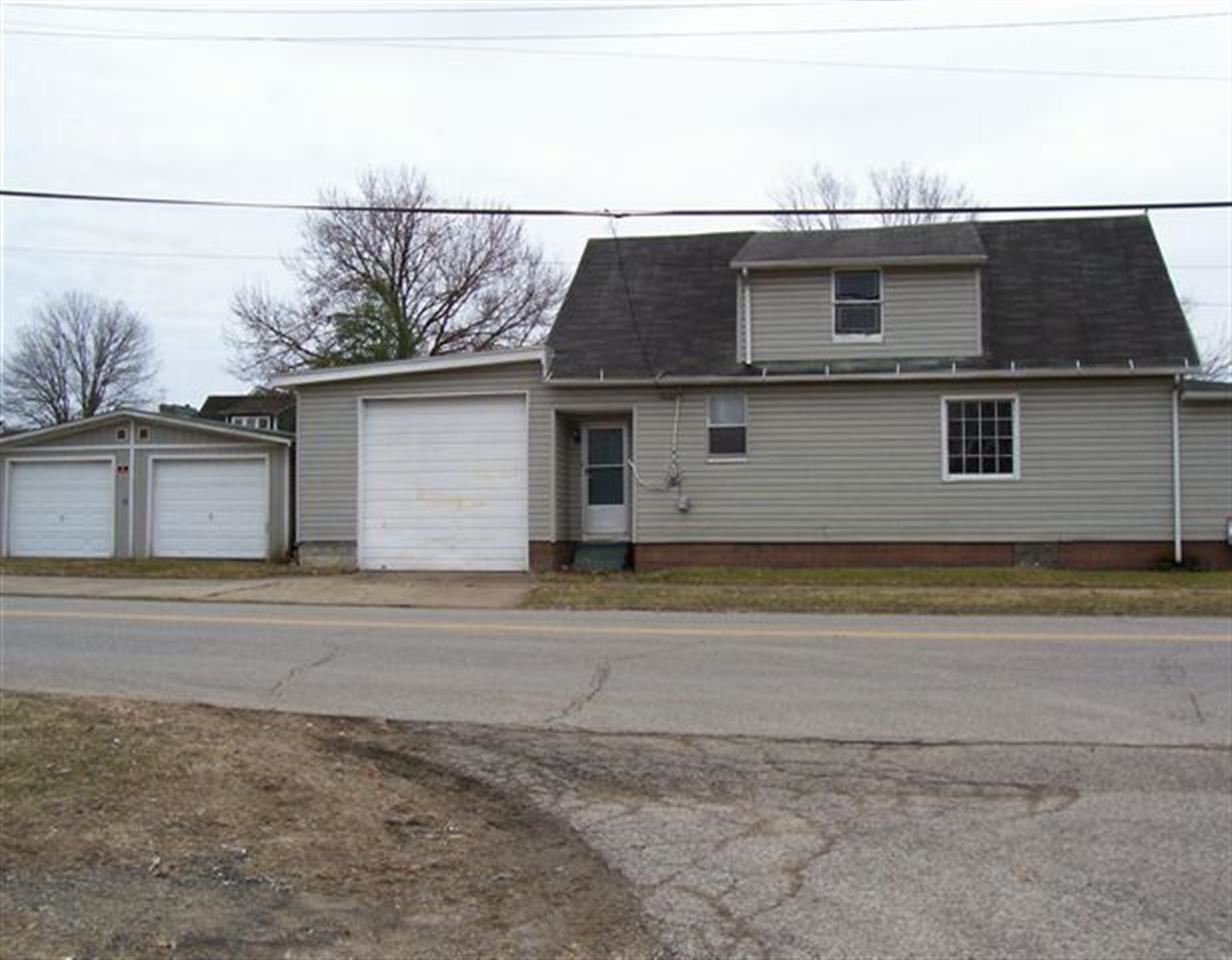 302/304 W 8th Street, Huntington, WV 25704