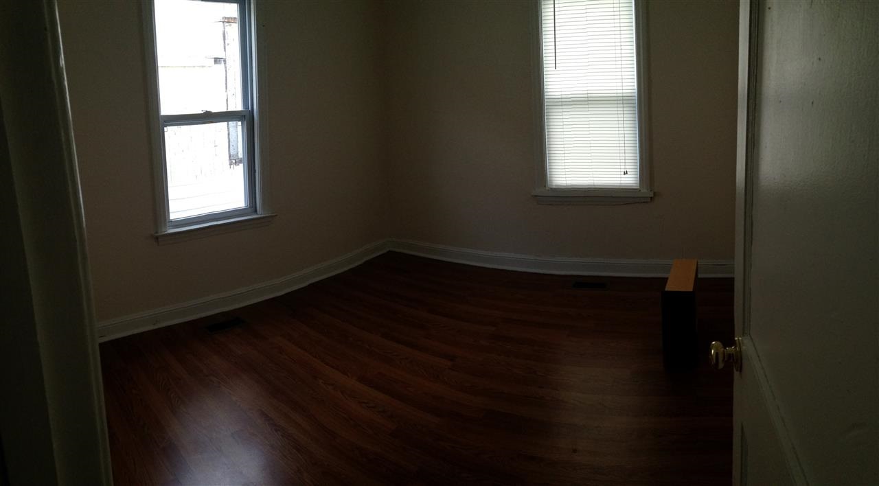 2023 Jefferson Avenue, Huntington, WV 25704