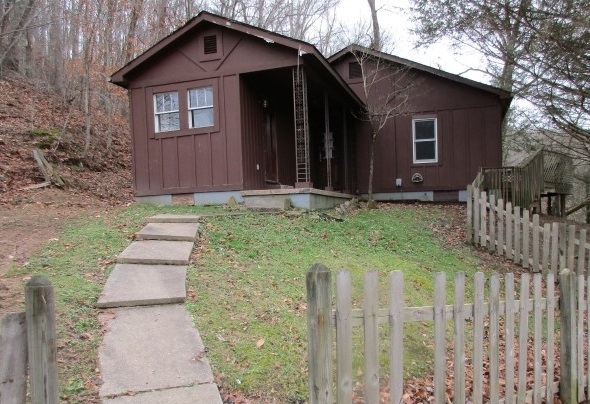 1042 Buffalo Creek RdHuntington, WV, 25704Wayne County