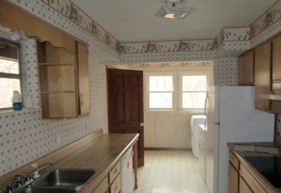 1042 Buffalo Creek RdHuntington, WV, 25704Wayne County