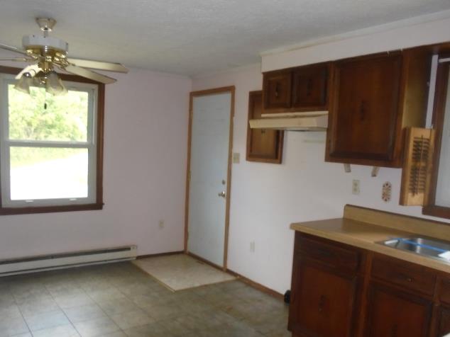208 Gunter Farmer RdBeckley, WV, 25801Raleigh County