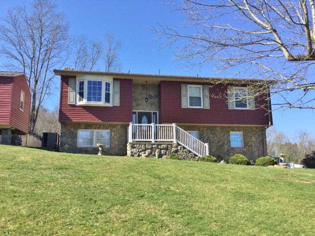 215 Rollingwood Dr