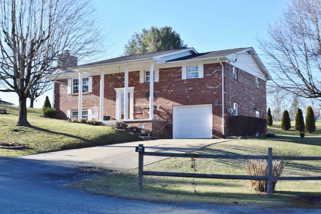 108 Ellen Ave