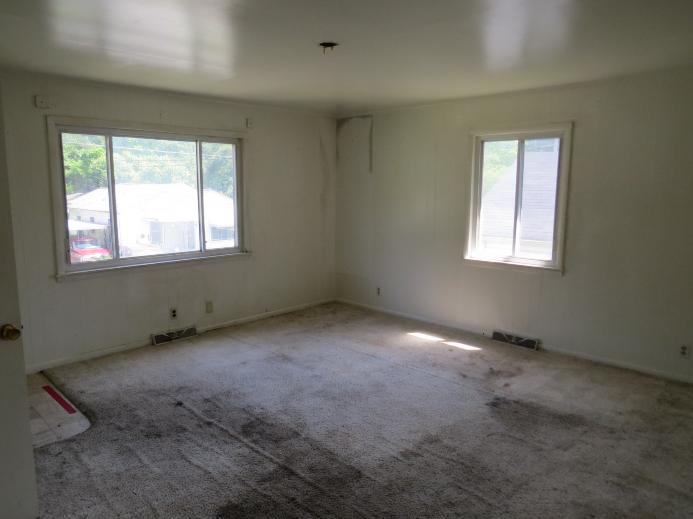 121 Smoot AveBeckley, WV, 25801Raleigh County