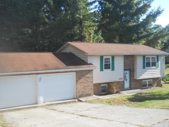 1290 Old Eccles RoadBeckley, WV, 25801Raleigh County