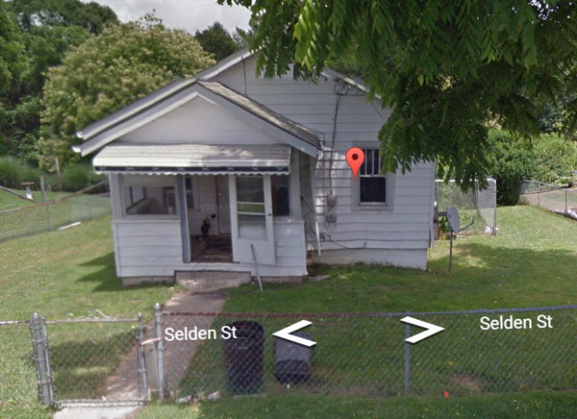 313 SELDEN STREET, Crab Orchard, WV 25827