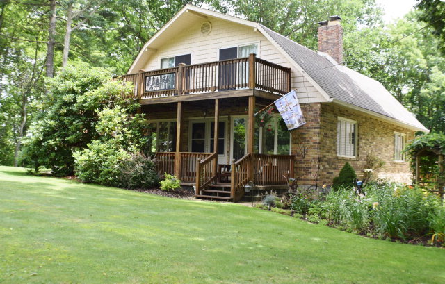 105 Teaberry Ct