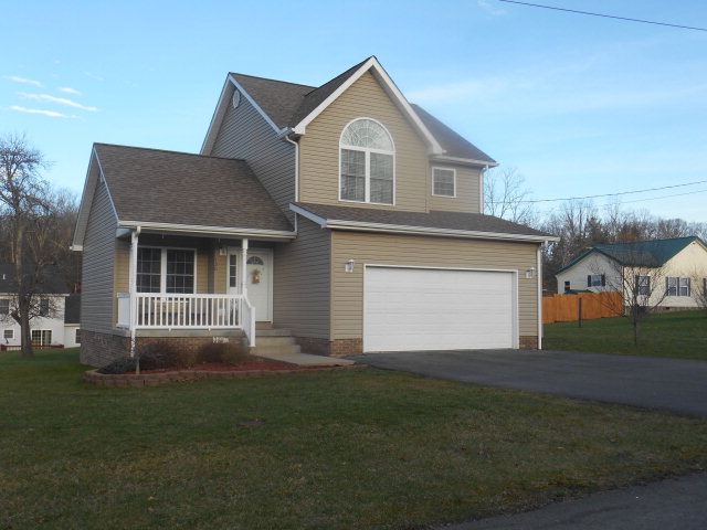 120 Brook Ln
