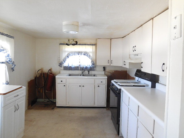123 Pine Avenue, Mabscott, WV 25871
