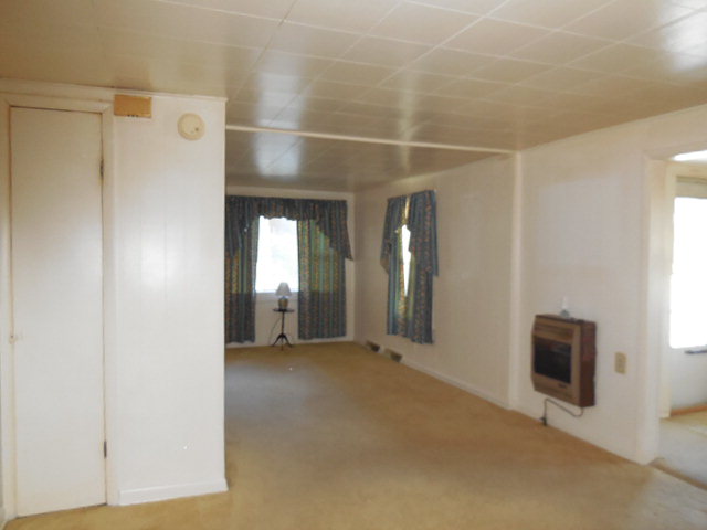 123 Pine Avenue, Mabscott, WV 25871