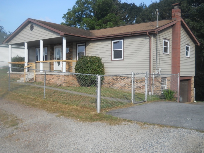 117 Pine StMabscott, WV, 25871Raleigh County