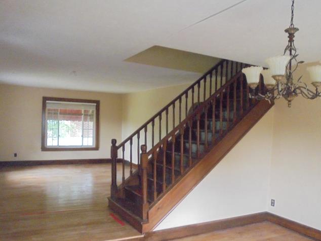 709 Broad StMount Hope, WV, 25880Fayette County